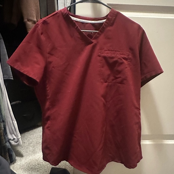 Fabletics Scrub Top Maroon - Picture 1 of 2